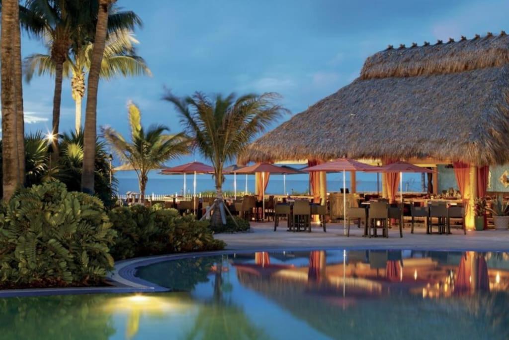 Stunning Studio Apartment Located At The Ritz Carlton-Key Biscayne Miami Eksteriør billede