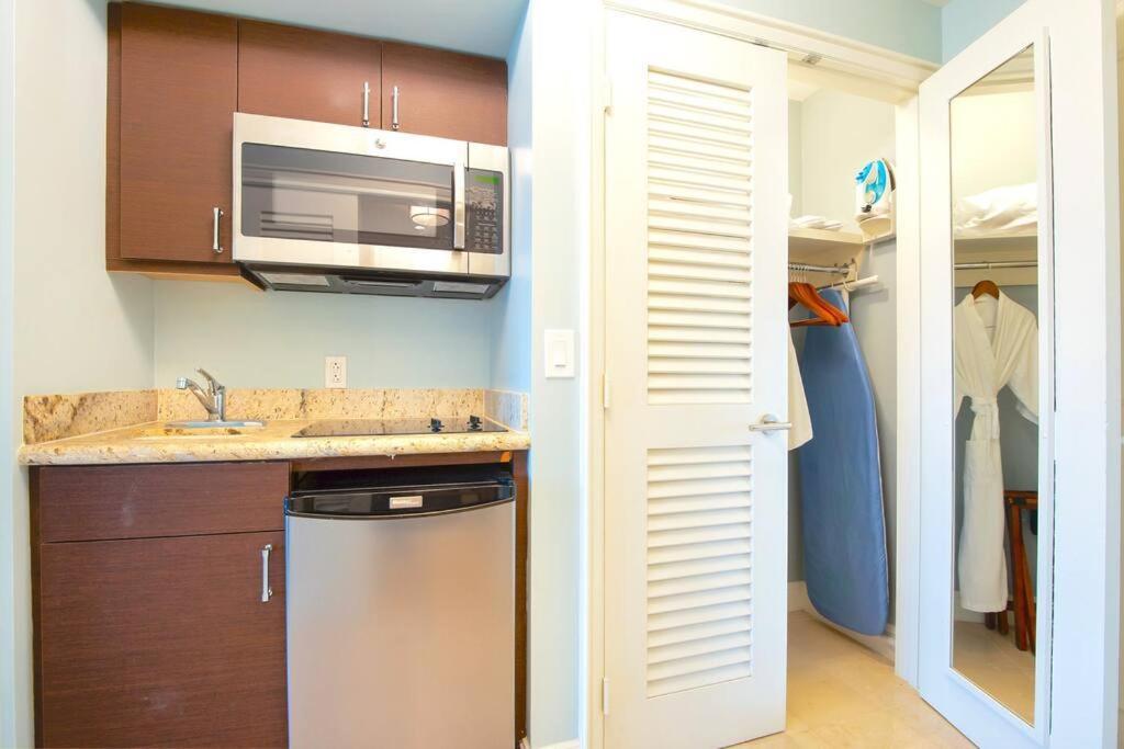 Stunning Studio Apartment Located At The Ritz Carlton-Key Biscayne Miami Eksteriør billede