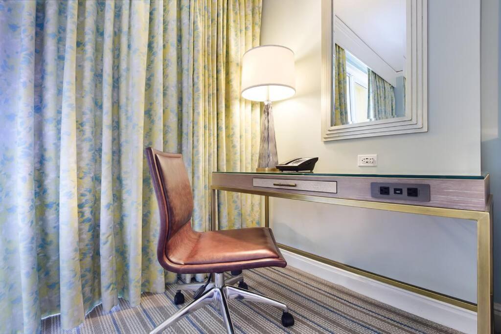 Stunning Studio Apartment Located At The Ritz Carlton-Key Biscayne Miami Eksteriør billede